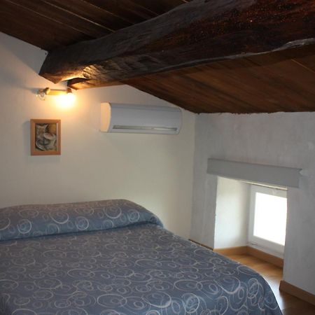 Le Grand Hotel Aups Room photo