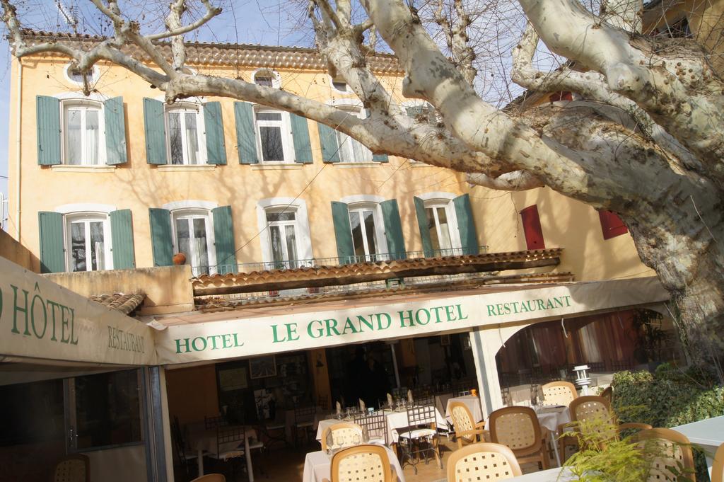 Le Grand Hotel Aups Exterior photo